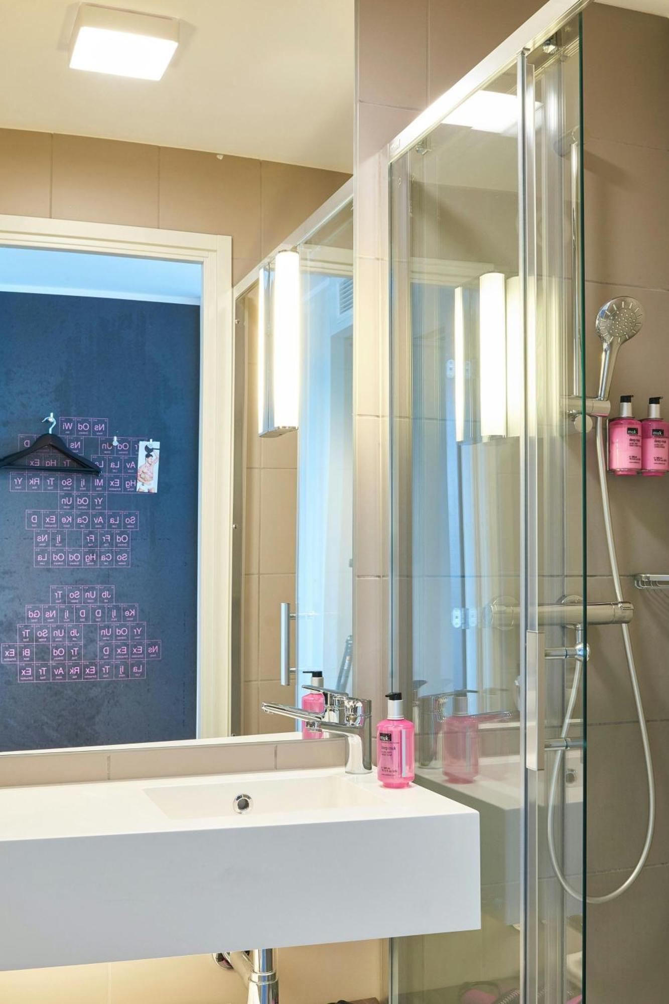 Moxy Hotel 4*