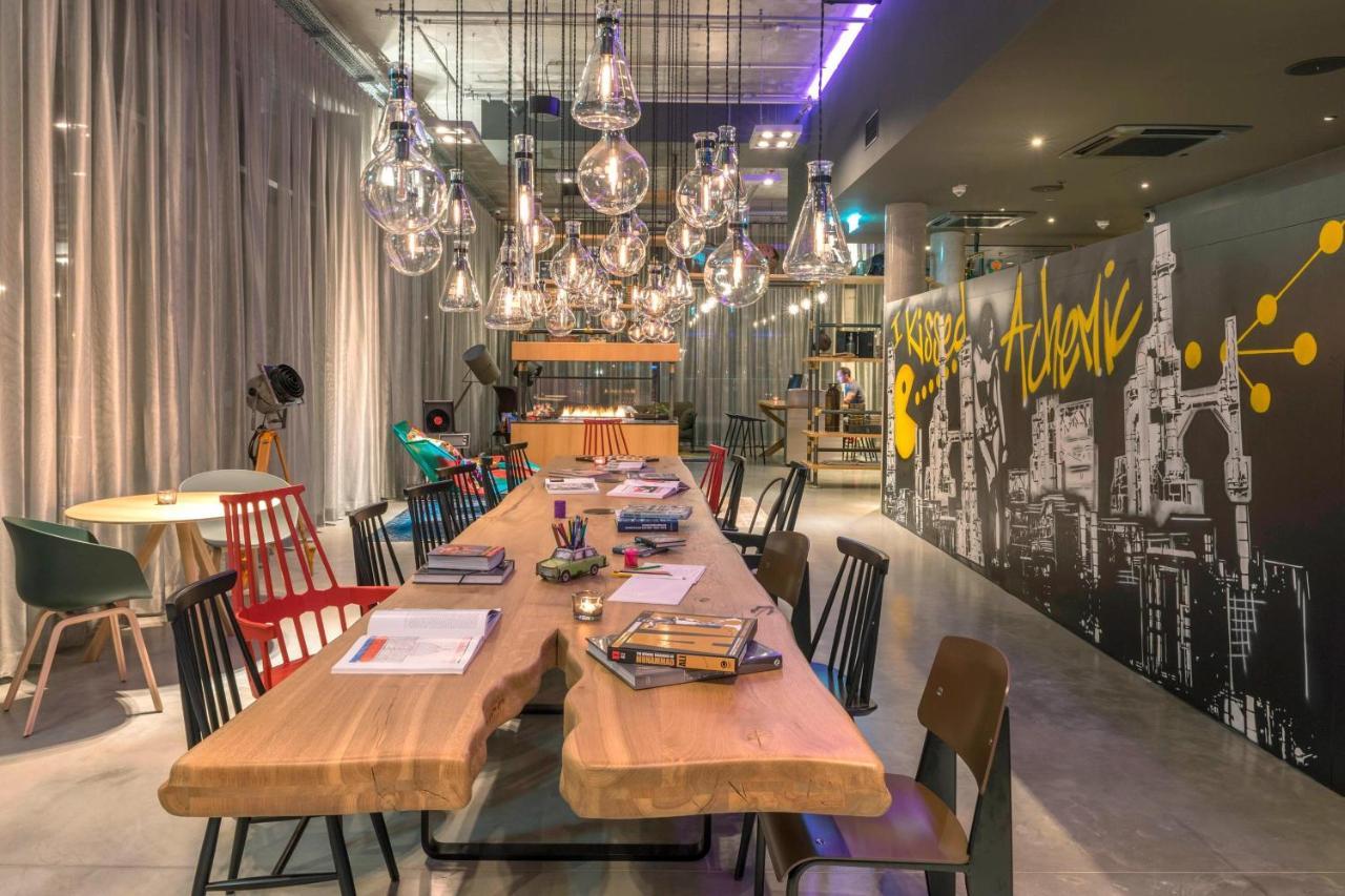 Moxy Hotel 4*